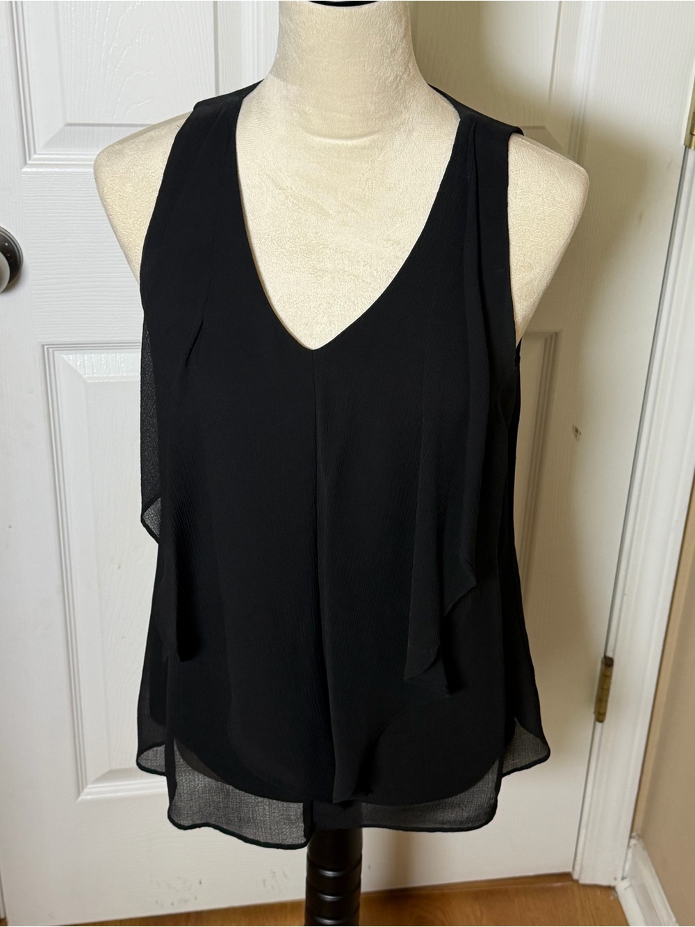 Iz Byer Black Chiffon Layered V-Neck Camisole Sleeveless Blouse M